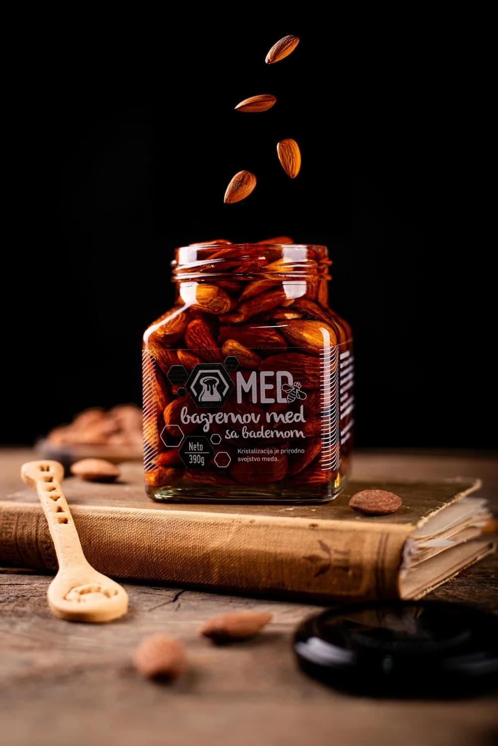 Nectar Line Almonds in Acacia Honey 390g